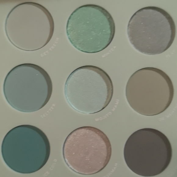 Eyeshadow palettes - Picture 4 of 4